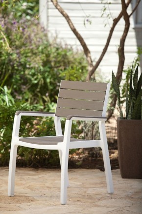 Стул c подлокотниками Гармония (Harmony armchair) белый-капучино в Воткинске - votkinsk.mebel24.online | фото 1